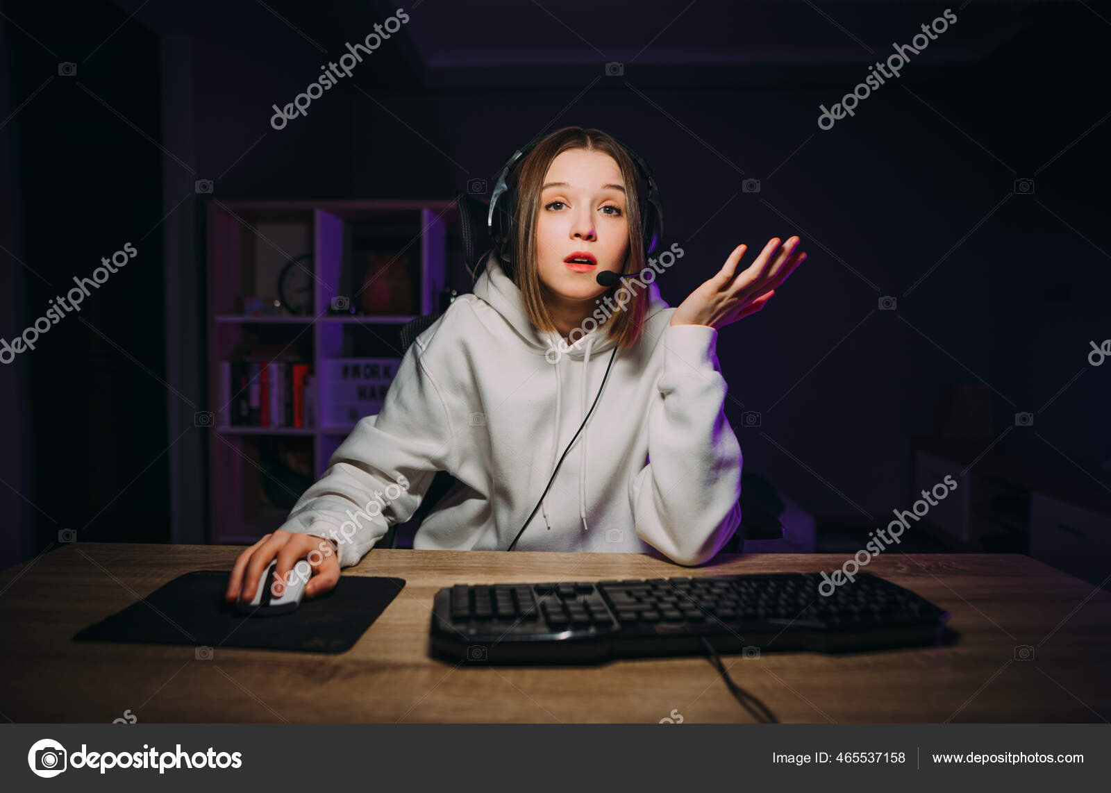 Man Streaming Multiplayer Online First Person Shooter on Pc while Gaming  Girl is Fighting in Virtual Reality Game Stock Photo - Image of headphones,  stream: 259471122