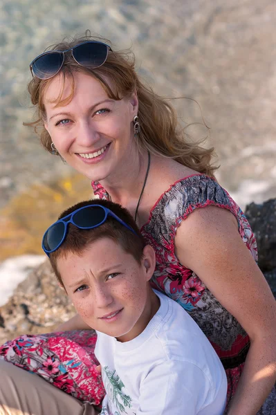 The woman with the boy — Stock Photo, Image