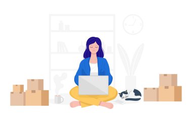 Ev konseptinde çalışmak, mutlu bir kadının evde internet üzerinden ürün satması..