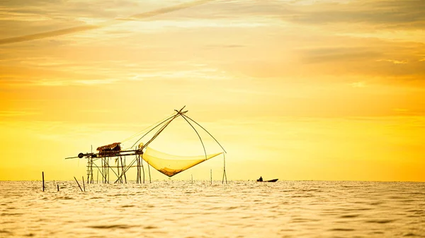 Pescador Barco Una Trampa Para Peces Sur Tailandia — Foto de Stock