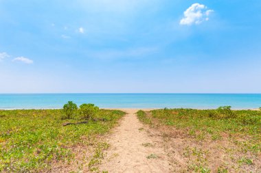 Mai Khao Sahili, Phuket Açık bir günde, Tayland