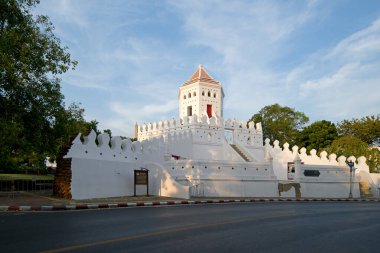 Phra Sumen Kalesi, Chao Phraya Nehri kıyısında, Bangkok, Tayland