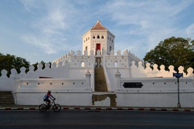 Phra Sumen Kalesi, Chao Phraya Nehri kıyısında, Bangkok, Tayland