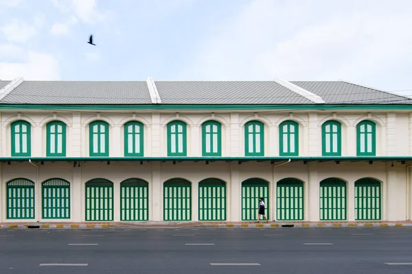 Bangkok, Tayland 'da çeşitli eski bina pencereleri