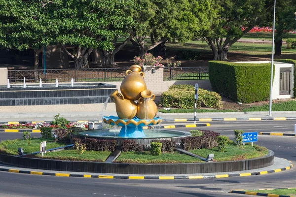 Monumento a las cafeterías de oro en Omán —  Fotos de Stock