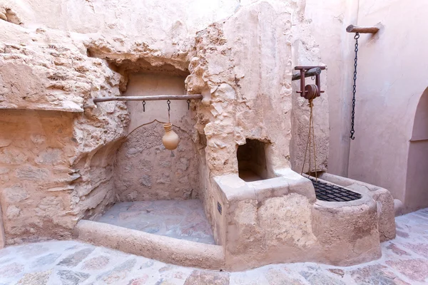 Antik su kuyusu içinde Nizwa, Umman — Stok fotoğraf