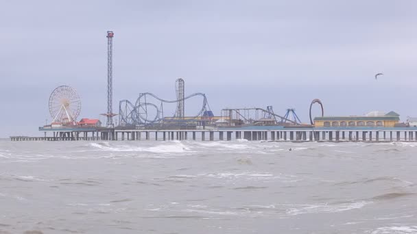 Historic Pleasure Pier in Galveston, Tx, USA — Stock Video