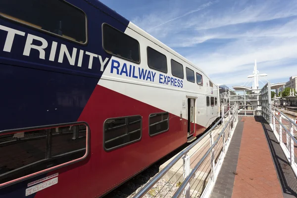 Trinity Railway Express a Dallas, Stati Uniti — Foto Stock