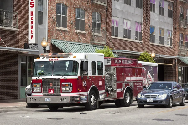 Feuerwehrauto in Dallas, Vereinigte Staaten — Stockfoto