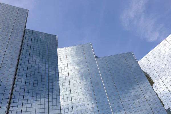 Imagen abstracta de edificios modernos de gran altura — Foto de Stock
