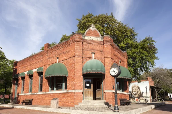 Antiguo edificio del Banco en Dallas Heritage Village — Foto de Stock