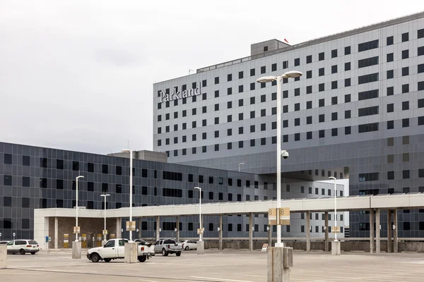Parkland Memorial Hospital w Dallas — Zdjęcie stockowe