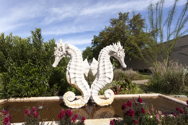 Sea Horse standbeeld in het Fair Park, Dallas (Texas) — Stockfoto