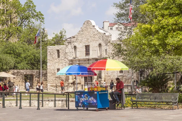A Missão Alamo em San Antonio, Texas — Fotografia de Stock