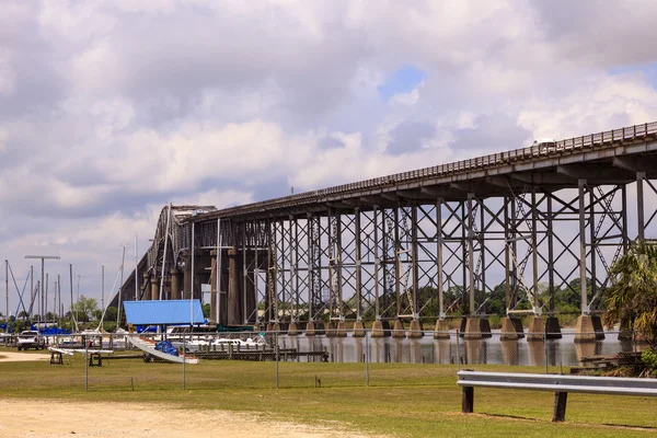 De Calcasieu River Bridge in Westlake, Verenigde Staten — Stockfoto