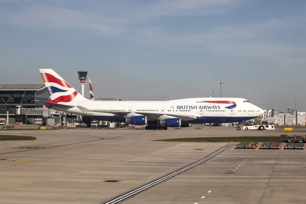 British Airways Boeing 747 at the London Heathrow Airport — Stock Photo, Image