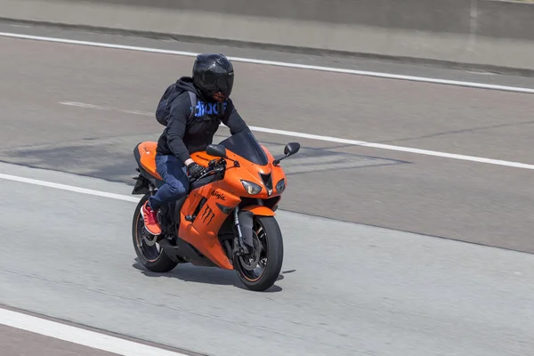 Motorcyclist on the Kawasaki Ninja — Stock Photo, Image