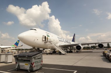 Saudia Cargo Boeing 747 clipart
