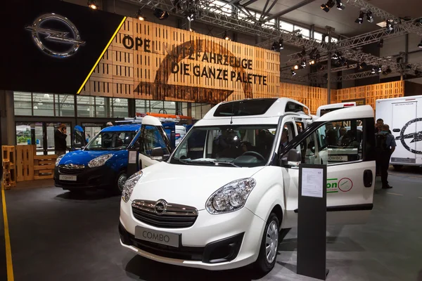 Opel Combo Van auf der iaa 2016 — Stockfoto
