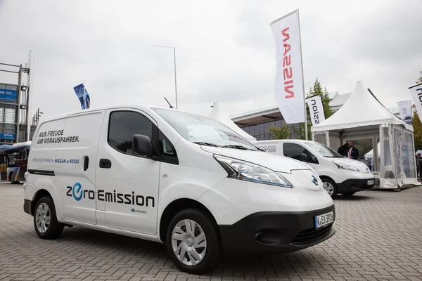 Nissan e-nv200 elektrische vervoerder op de 65e iaa bedrijfsvoertuigen 2014 in hannover — Stockfoto