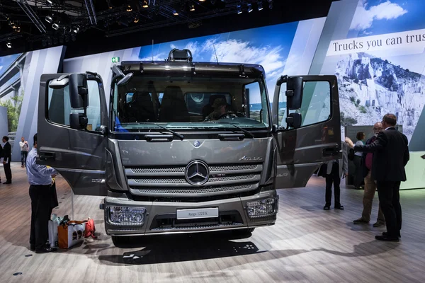 Mercedes Benz Atego 1223 K at the 65th IAA Commercial Vehicles 2014 in Hannover, Germany — Stock Photo, Image