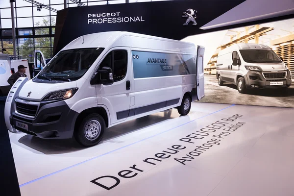 Nya peugeot boxer på de 65 iaa-nyttofordon 2014 i hannover, Tyskland — Stockfoto