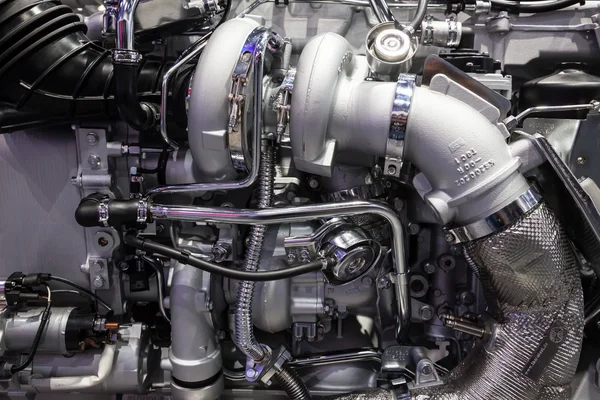Детали дизельного двигателя MAN на 65-й IAA Commercial Vehicles 2014 в Ганновере, Германия — стоковое фото
