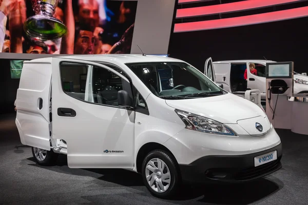 65 の iaa 商用車で日産 e-nv200 電気シャーシ 2014年ハノーバーの見本市会場 — ストック写真