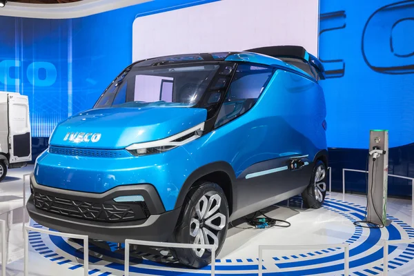 IVECO VISION Concept Van alla 65esima IAA Commercial Vehicles Fair 2014 di Hannover, Germania — Foto Stock