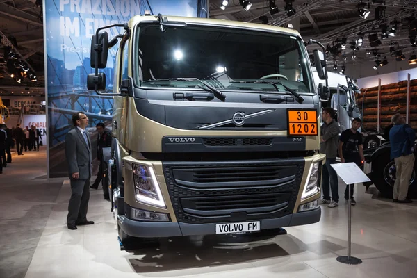 Volvo fm auto na 65 užitkových vozidel iaa veletrhu 2014 v Hannoveru, Německo — Stock fotografie