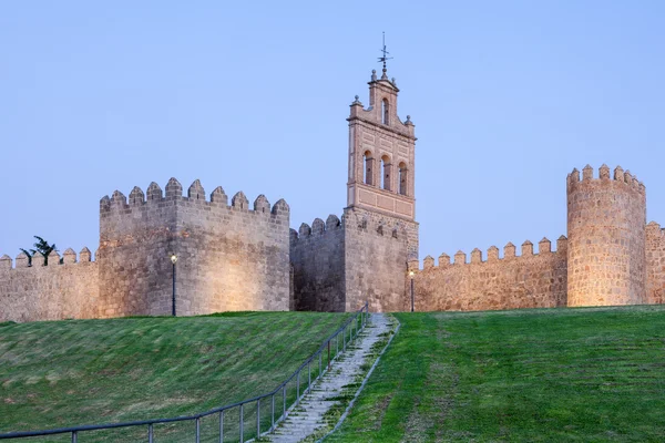 Ancient city wall in Avila, Castile and Leon, Spain — Stock Photo, Image