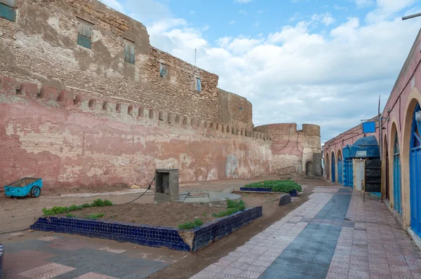 Praça na cidade velha de Essaouira, Marrocos, África — Fotografia de Stock