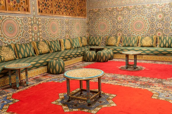 Oriental decorated room in Fez, Morocco, Africa — Stock Photo, Image