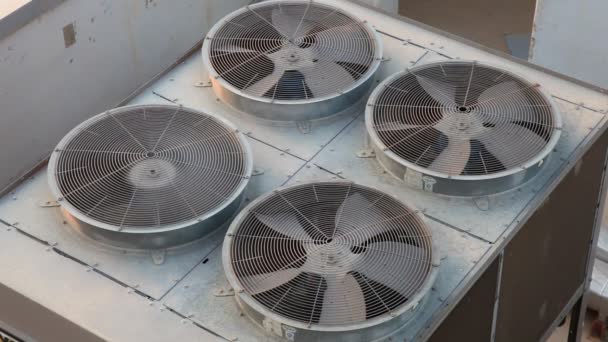 Airconditioning-installatie — Stockvideo