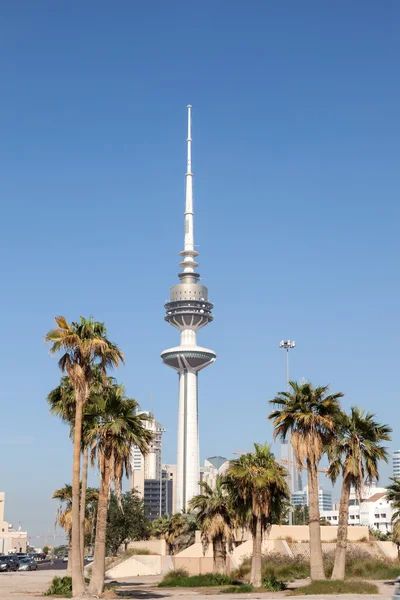 A Torre de Libertação na Cidade do Kuwait. A torre simboliza a libertação do Kuwait do Iraque. 8 de dezembro de 2014 no Kuwait, Oriente Médio — Fotografia de Stock