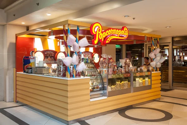 Popcornopolis inside of the Marina Mall, Kuwait. December 7, 2014 in Kuwait, Middle East — Stock Photo, Image
