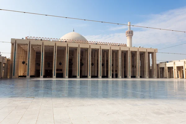 Zewnętrzna część Wielkiego Meczetu w Kuwejt, Środkowy wschód — Zdjęcie stockowe