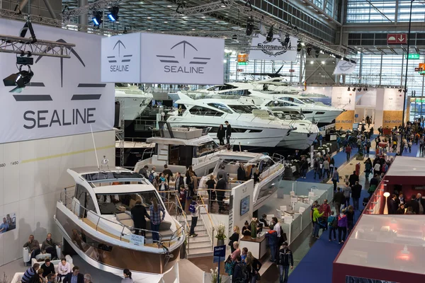 Boot Duesseldorf 2015 - the worlds biggest yachting and water sports exhibition. January 25, 2015 in Duesseldorf, Germany — Stock Photo, Image