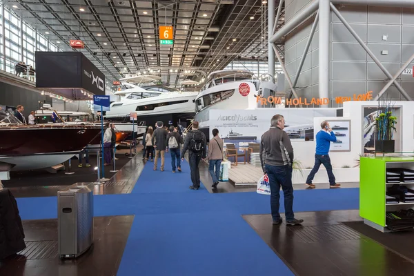 Boot Duesseldorf 2015 - the worlds biggest yachting and water sports exhibition. January 25, 2015 in Duesseldorf, Germany — Stock Photo, Image