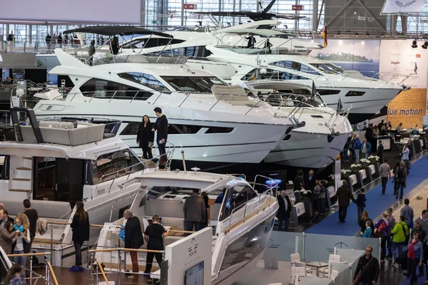 Boot Duesseldorf 2015 - the worlds biggest yachting and water sports exhibition. January 25, 2015 in Duesseldorf, Germany — Stock Photo, Image