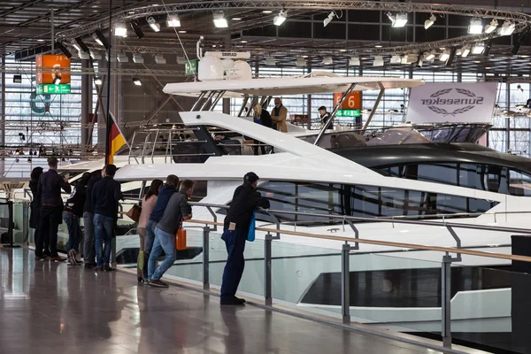 Boot Duesseldorf 2015 - the worlds biggest yachting and water sports exhibition. January 25, 2015 in Duesseldorf, Germany — Stock Photo, Image