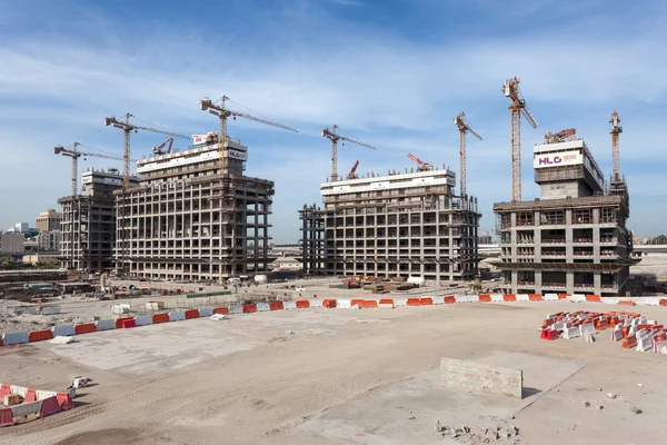 DUBAI, Emirados Árabes Unidos - DEC 16: The Dubai Pearl construction site. 16 de dezembro de 2014 em Dubai, Emirados Árabes Unidos — Fotografia de Stock