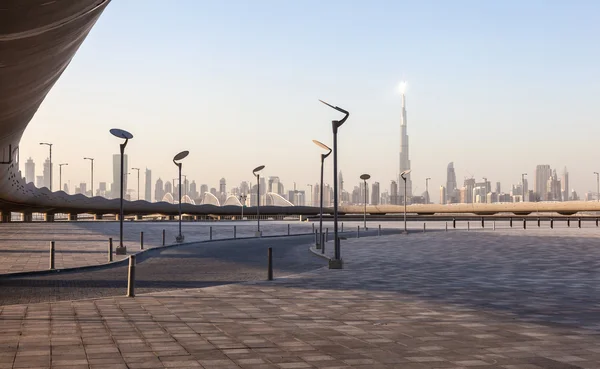 Skyline van de binnenstad van Dubai, Verenigde Arabische Emiraten — Stockfoto