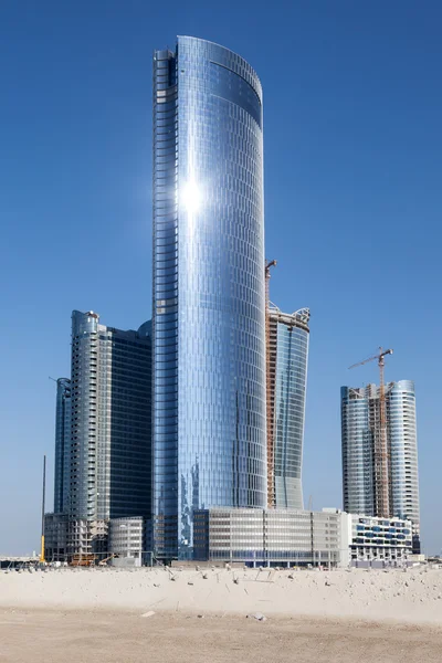 Nové mrakodrapy na ostrově Reem Al v Abu Dhabi, Spojené arabské emiráty — Stock fotografie
