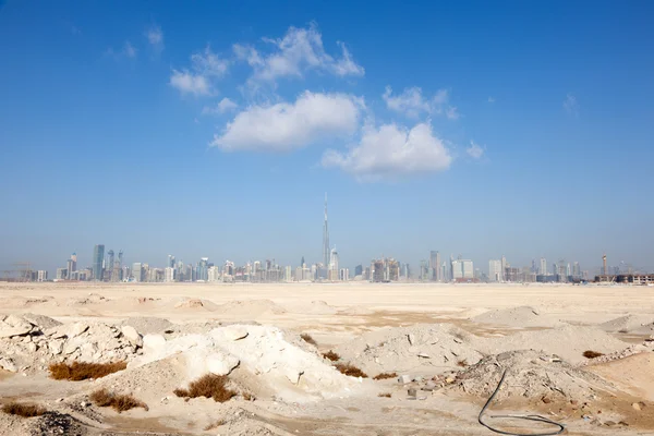 La ciudad de Dubai skyline, Emiratos Árabes Unidos — Foto de Stock