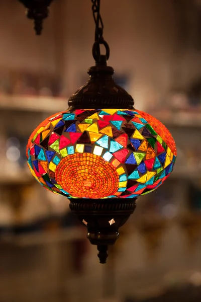 Traditionelle handgefertigte orientalische Lampe — Stockfoto