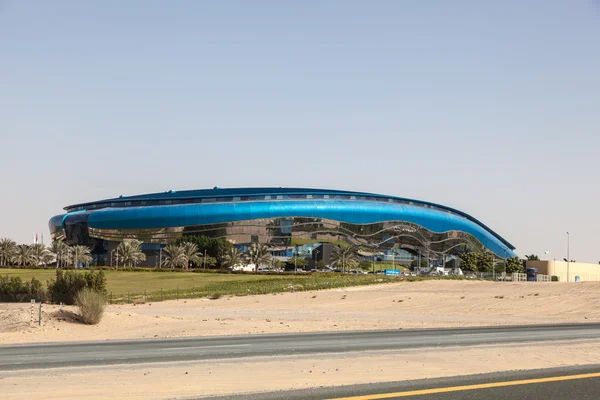 Dubai - Dec 13: De Hamdan Bin Mohammed Bin Rashid sportcomplex in Dubai. 13 december 2014 in Dubai, Verenigde Arabische Emiraten — Stockfoto