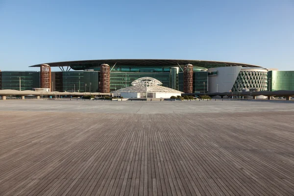 DUBAI, Emirados Árabes Unidos - DEC 13: Meydan Race Club (antigo Nad Al Sheba Racecourse) em Dubai. 13 de dezembro de 2014 em Dubai, Emirados Árabes Unidos — Fotografia de Stock