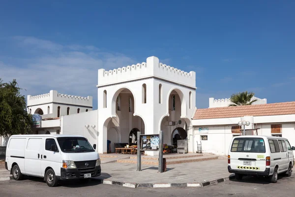 UMM AL QUWAIN, EAU - DEC 17: Mercado tradicional em Umm Al Quwain. 17 de dezembro de 2014 em Umm Al Quwain, Emirados Árabes Unidos — Fotografia de Stock