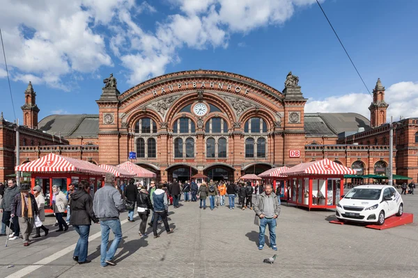 BREMEN, ALEMANHA - APR 5: A Estação Ferroviária Central na cidade de Bremen. 5 de abril de 2014 em Bremen, Alemanha — Fotografia de Stock